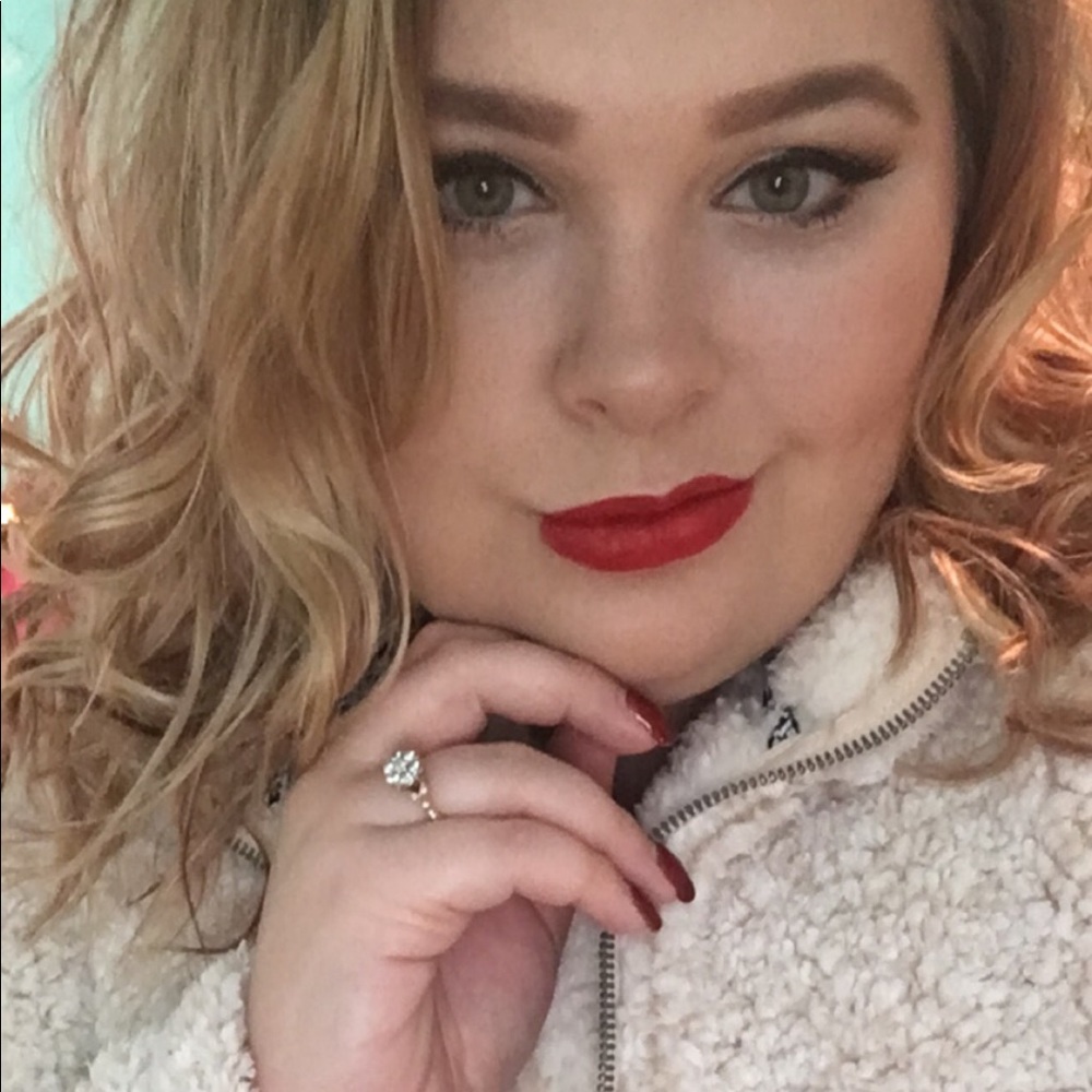 Meet your Posher, Malorie